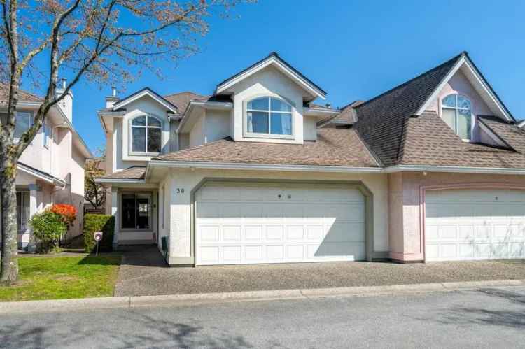 Richmond Alder Bridge Estates Townhome: 4 Beds, 2.5 Baths, Double Garage