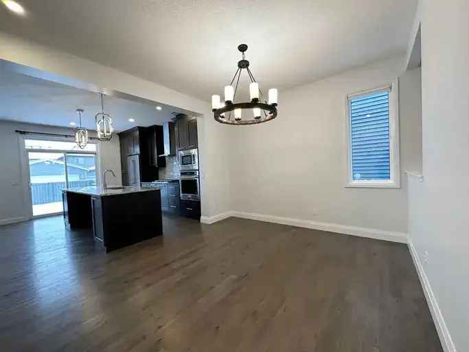 22360 93 Avenue Northwest -  in Edmonton