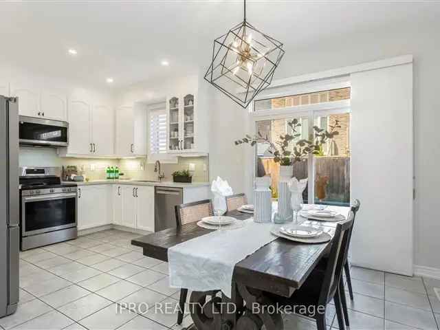 Stunning Double-Car Detached Home in Scott Neighbourhood