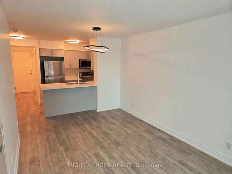 Fully Renovated 1+Den Tridel Meridian Condo Near Finch Subway