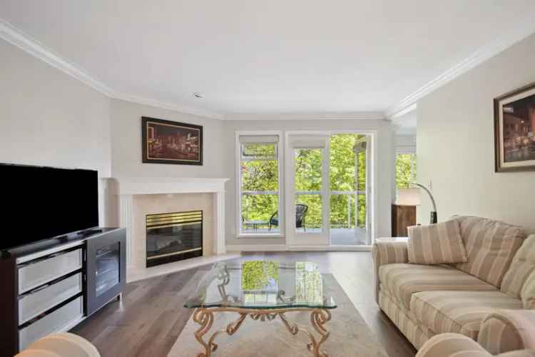 2700 Sq Ft Fraserview Townhouse 4 Patios Double Garage