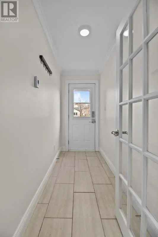 2-Apartment Home in Churchill Park 3+3 Beds 2+1 Baths