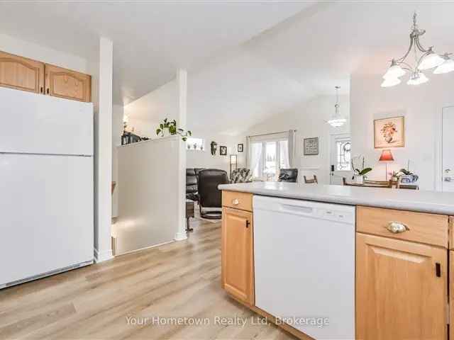 Wingham Bungalow: 4-Bedroom Family Home Near Schools and Parks