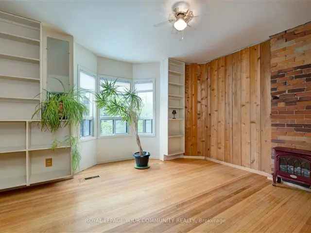 House For Sale in 356, Dupont Street, Toronto, Ontario