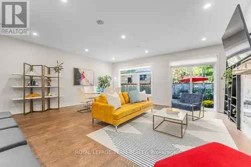 Modern Luxury Townhome in Rockcliffe Park