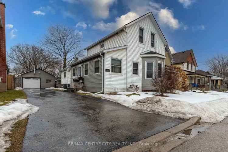 House For Sale in 8, College Street, St. Thomas, Ontario