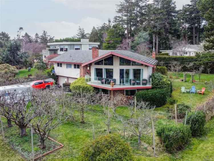 Buy cozy home with ocean views in Ten Mile Point