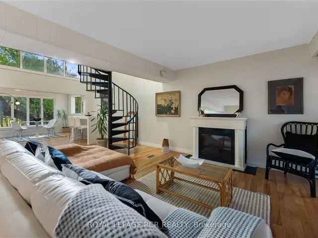 Retro Gem in Alton Steps to Millcroft Inn 3 BR Family Home