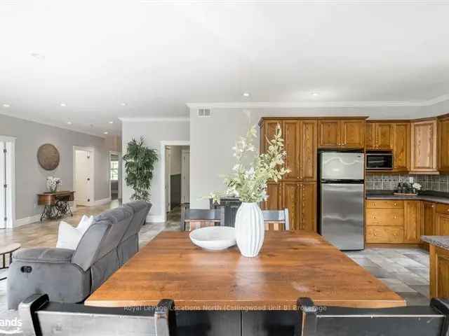 House For Sale in Clearview, Ontario