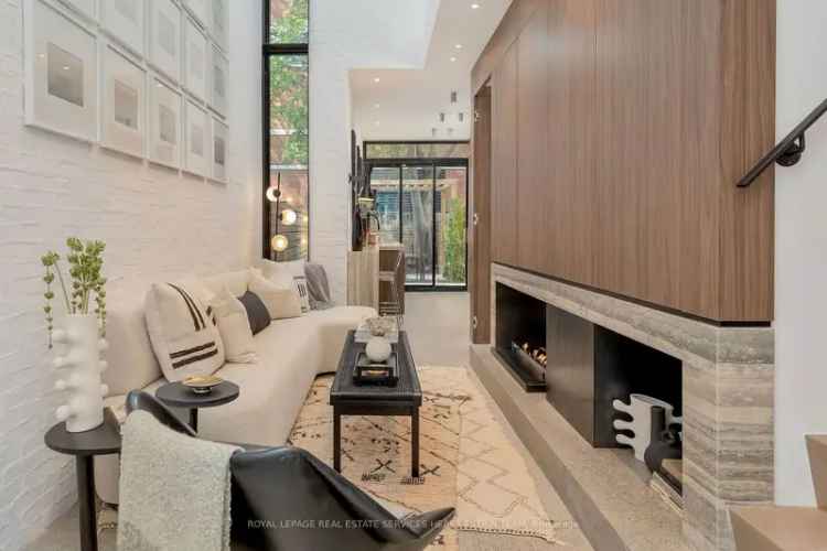 Regent Park Modern Luxury Home Sophisticated Urban Living
