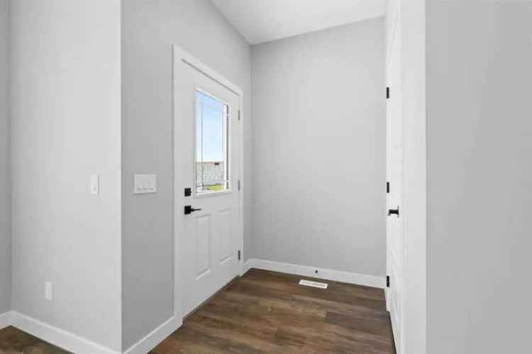 Brand New Ambleton Home Open Concept Luxurious Finishes