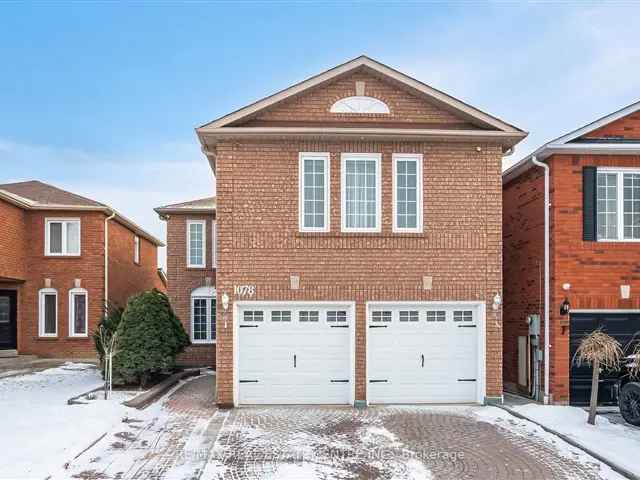 House For Sale in 1078, Windsor Hill Boulevard, Mississauga, Ontario