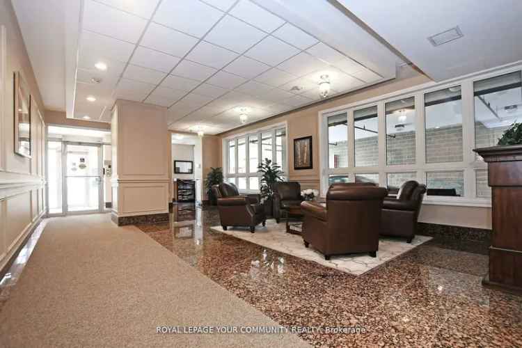 2 Bedroom Condo in Aurora Heights Near Hwy 404