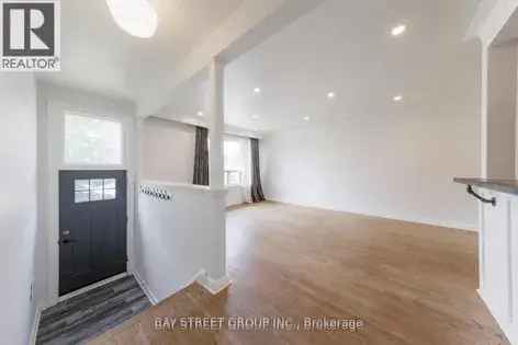 3 rooms apartment of 519 m² in Toronto