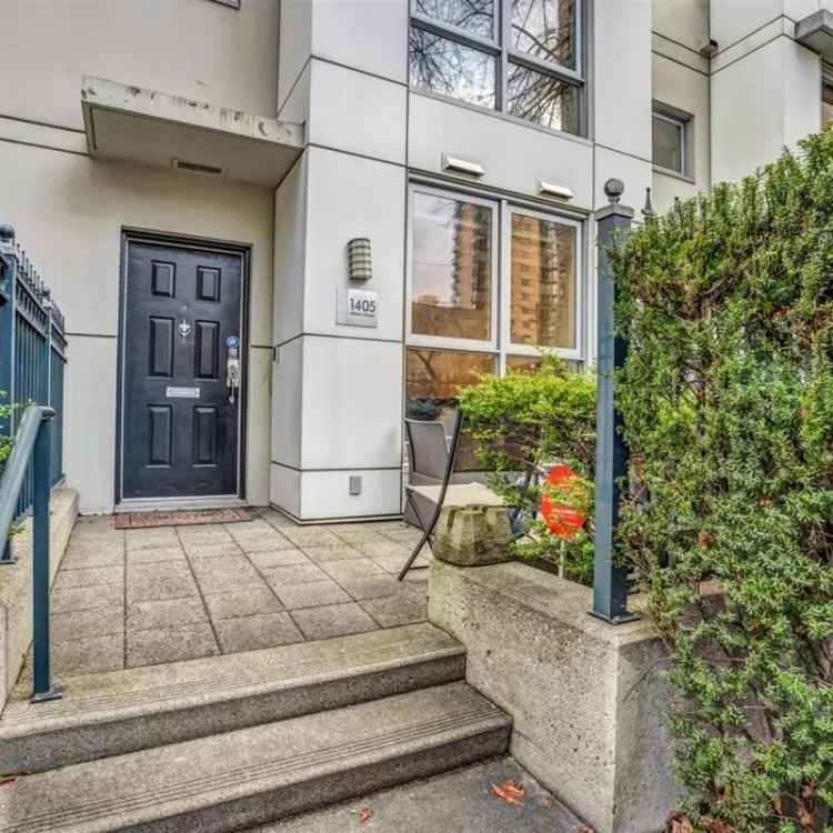 Townhouse for Sale Near Downtown Vancouver