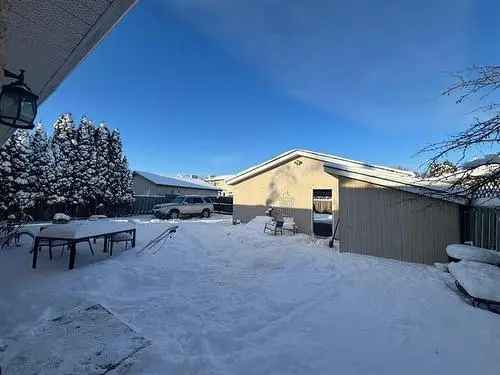 3 Bedroom Bungalow For Sale in Winnipeg