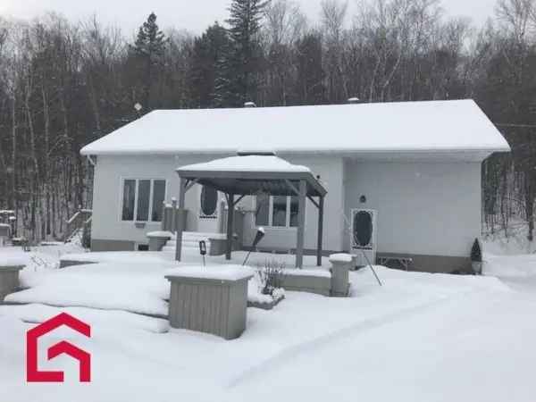 Bungalow for Sale Lanaudiere RC321