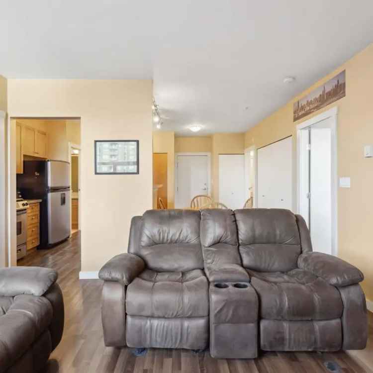 2 Bed 2 Bath Condo for Sale - Rooftop Deck Parking Storage