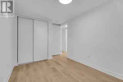 2 Bedroom 160m² Apartment in Toronto - Brand New