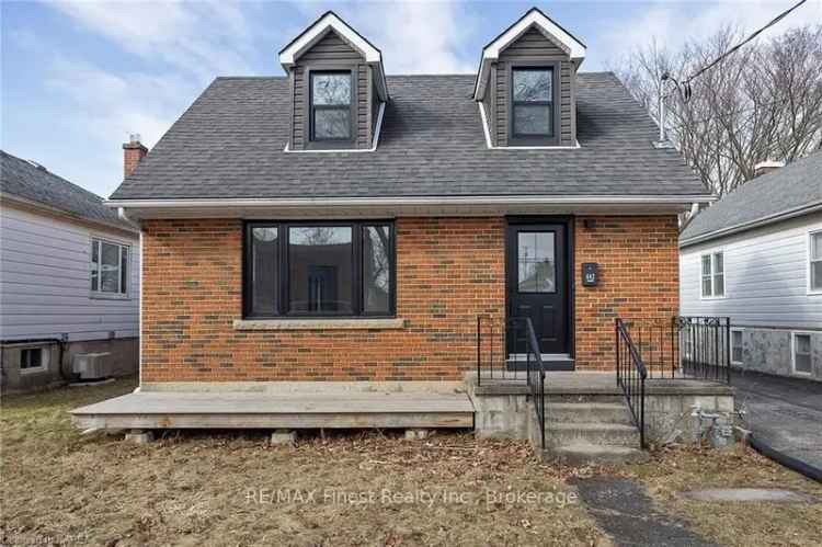 House For Sale in Kingston, Ontario