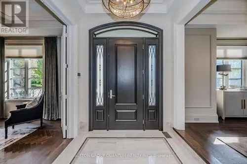 Luxury 6691 Sqft Home in Kingscrest Oakville