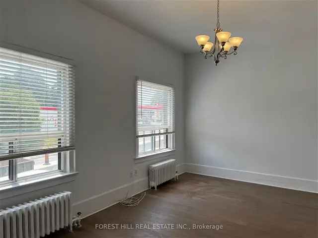 Bright 2 Bedroom Apartment Near Crosstown LRT