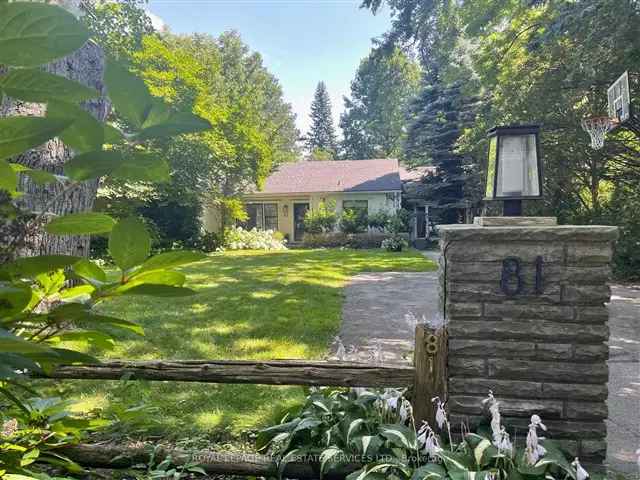 Oakville 4-Bedroom Bungalow near Lake - Custom Home Potential