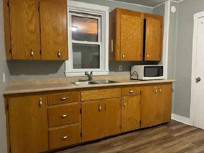 Rent 1 Bedroom Apartment Northside with Convenient Amenities