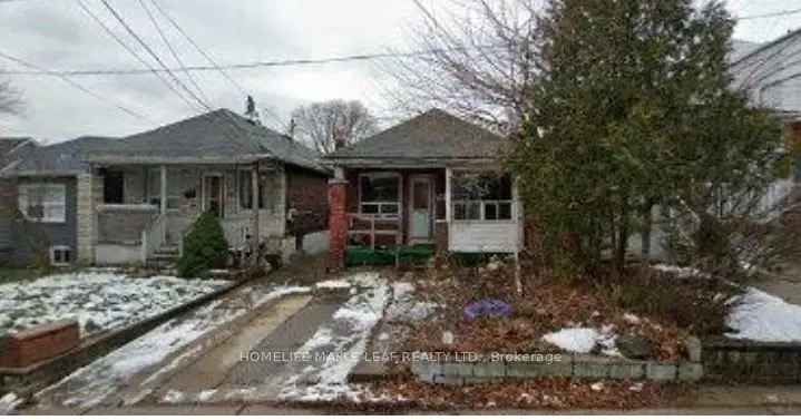 House For Sale in 21, Orley Avenue, Toronto, Ontario