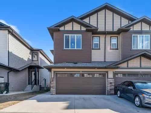 Duplex For Sale in Edmonton, Alberta