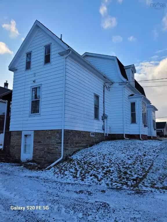Duplex Rental Investment Opportunity in Stellarton with Spacious Apartments