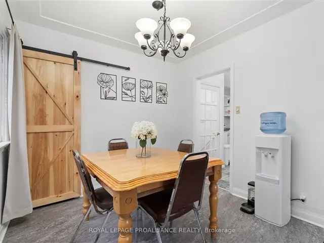 House For Sale in 176, Dixon Drive, Quinte West, Ontario