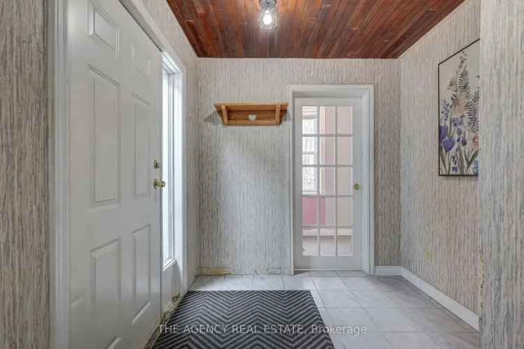 Charming Country Home 3 1 Bedrooms 2 Bathrooms Half Acre