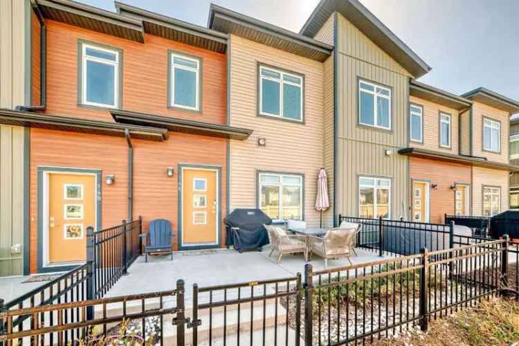 3 Bed 2.5 Bath Townhome in Sage Hill - EV Charger Ready