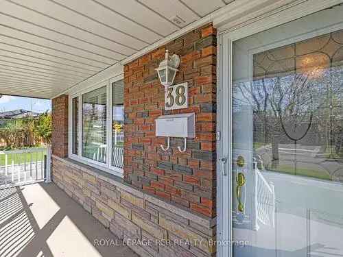 3 1 Bedroom Bungalow For Sale Family Friendly Neighborhood