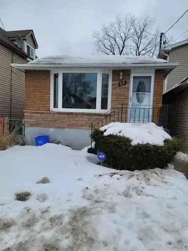 89 Hope Ave -  in Hamilton