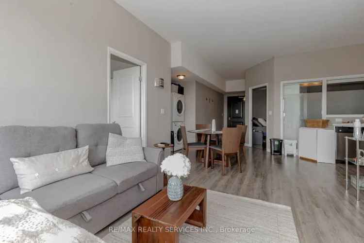 Spacious 3 Bedroom Condo in Guelph's Solstice Building