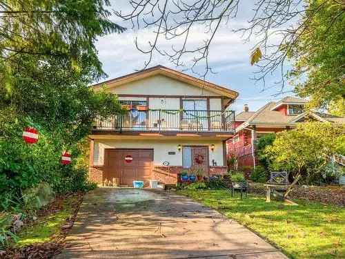 House For Sale In Valley Centre, North Vancouver, British Columbia