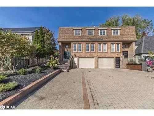 House For Sale In Barrie, Ontario