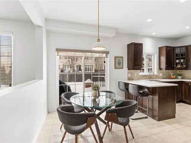 House For Sale in 104, Chenoa Way, Ottawa, Ontario