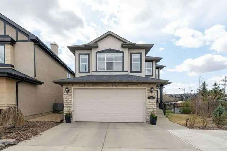 Luxury Springbank Hill Family Home with Mountain Views