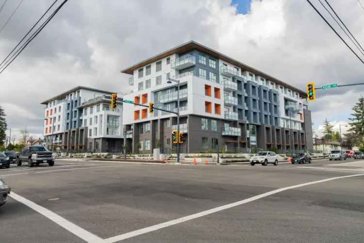 Condo For Sale in Surrey, British Columbia