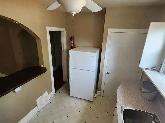 3 Bedroom House in Peterborough Near Amenities