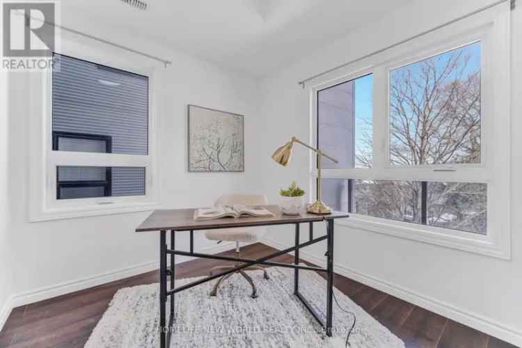 Bright 2+1 Condo Townhouse in Kitchener Highland West