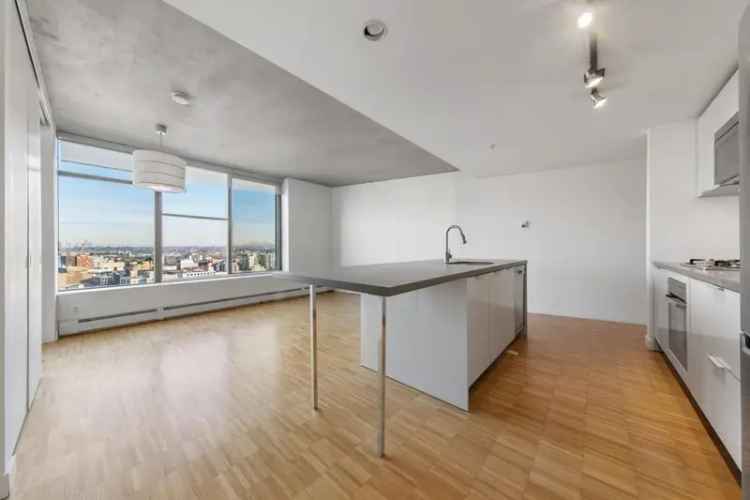 Condo For Sale in Vancouver, British Columbia