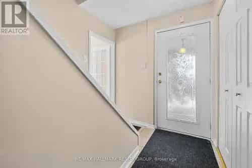 Ottawa Fourplex Investment Property - High Density Zoning - Huge Lot