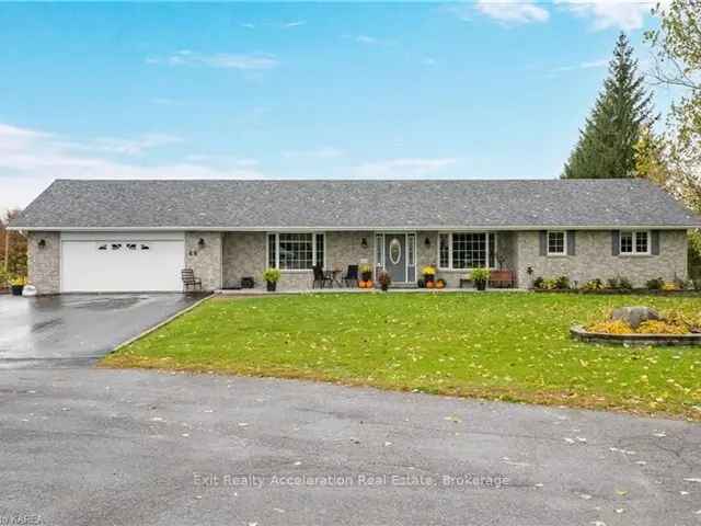 4000 Sq Ft Bungalow on 2 Acres - In-Law Suite & Workshop