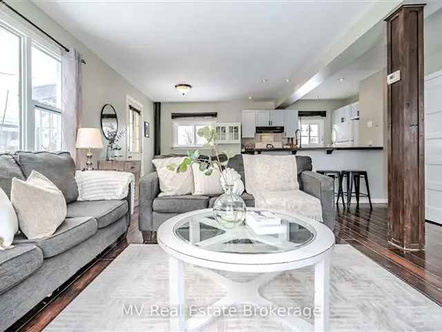 Adorable 1.5 Storey Home Near Park