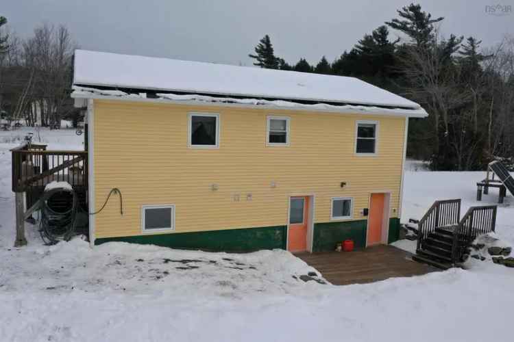 Duplex For Sale in 29, Narrows Road, Frasers Mountain