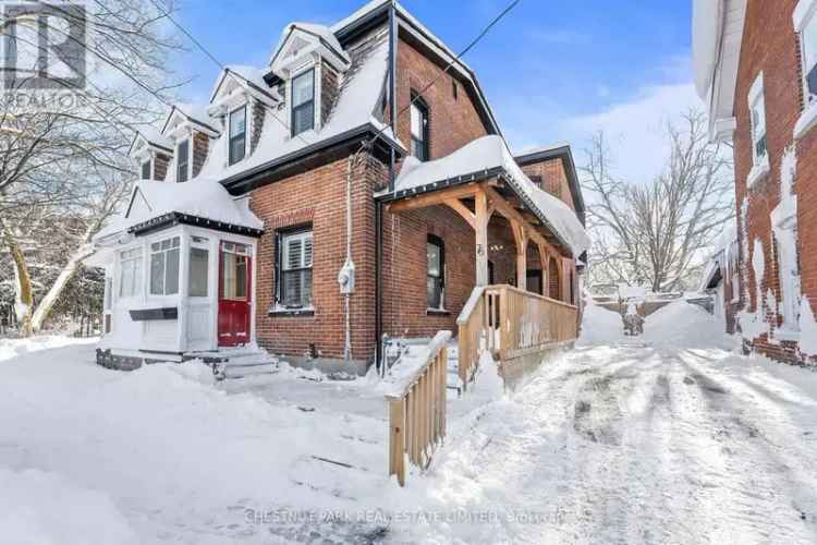 Stunning 3-Bedroom Semi-Detached Home in Downtown Cannington